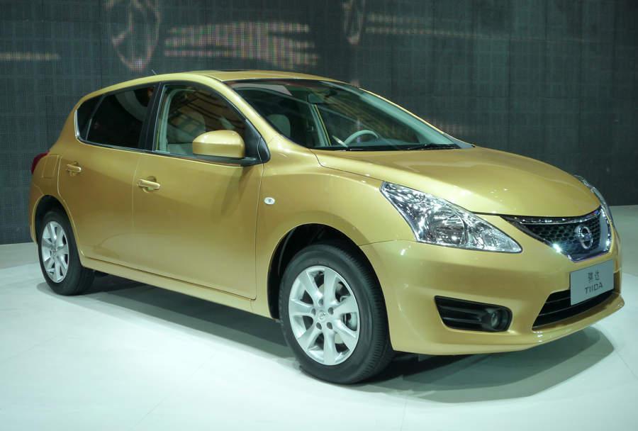 Nissan tiida объем масла