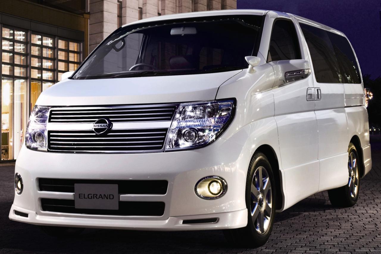 Nissan Elgrand II E51, 2. generace