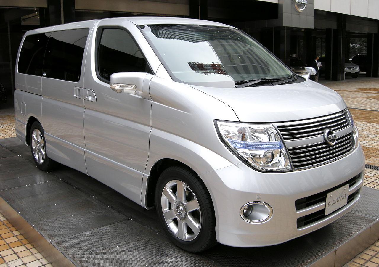 Nissan Elgrand II E51, 2. generace